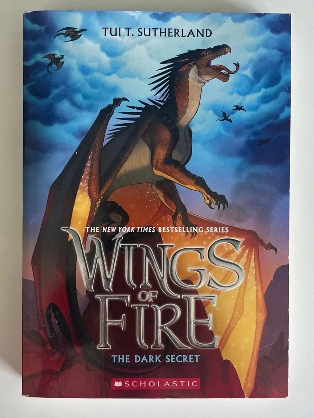 Wings of Fire Tui T. Sutherland A guide to the dragon world Lost Heir